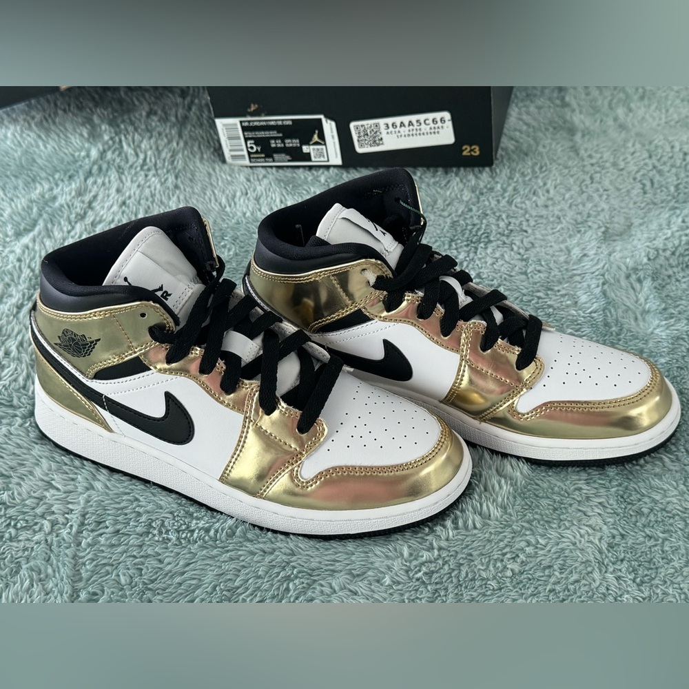 Air Jordan Mid Metallic GS